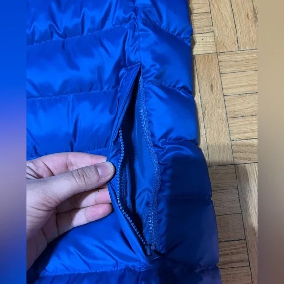 Lacoste vest - Picture 2 of 5